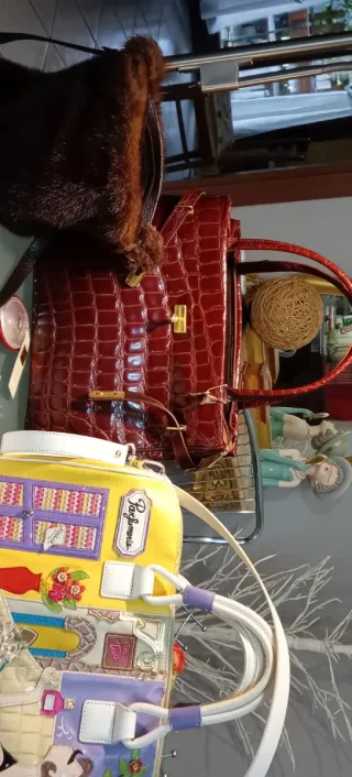 Borse donna firmate rosse e gialle