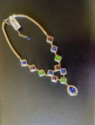 Collana bigiotteria americana