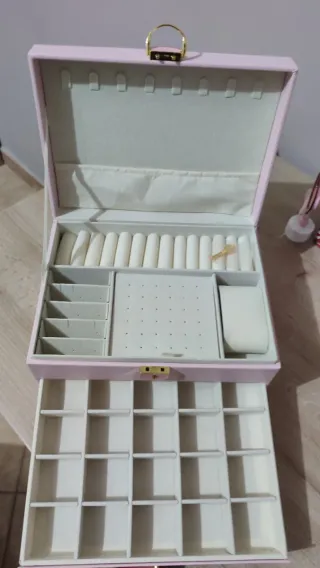 Portagioie grande rosa con dettagli oro