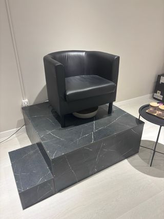 Tarima para pedicura con escalón