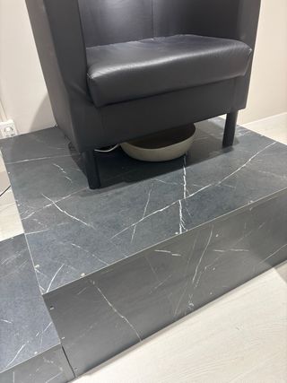 Tarima para pedicura con escalón