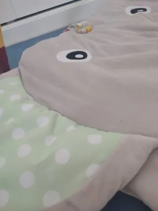 Manta de actividades elefante