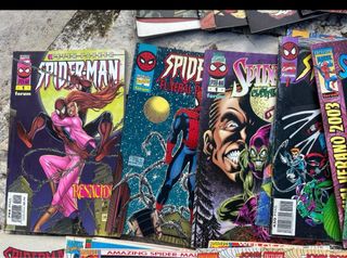 GRAN LOTE  DE CÓMICS DE SPIDERMAN - FORUM - MARVEL