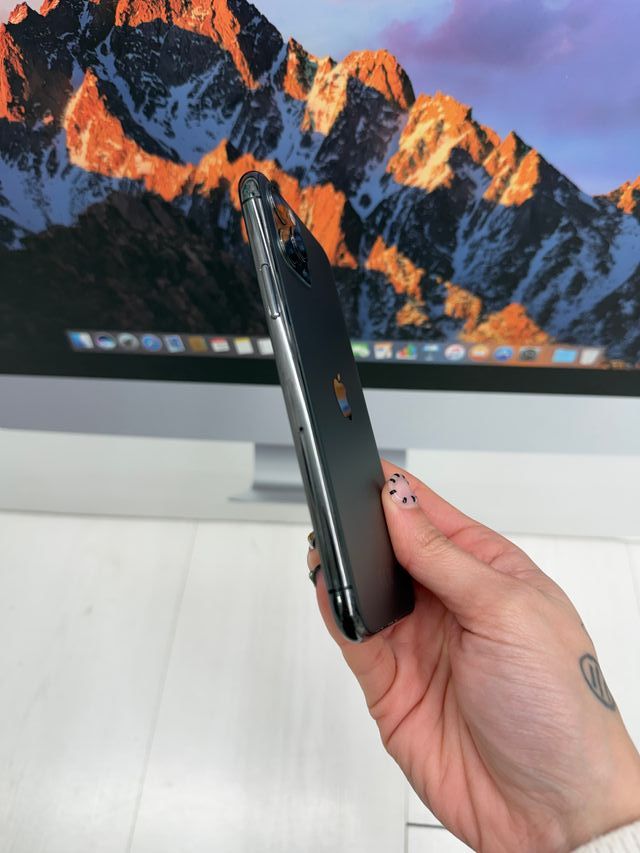 IPHONE 11 pro 64gb como nuevo
