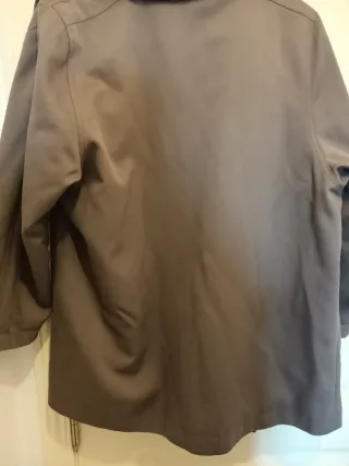 Chaqueta marrón forrada