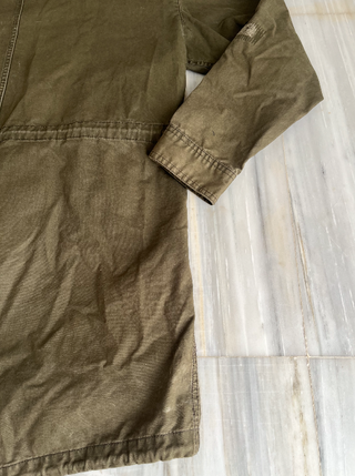 Parka Zara Man verde con capucha