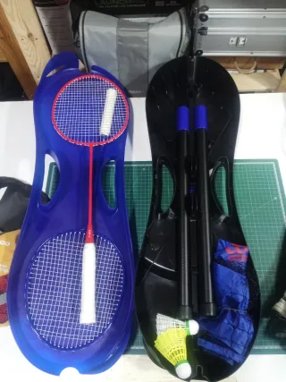 Kit Bádminton: Red 3m, Raquetas, marcador campo.