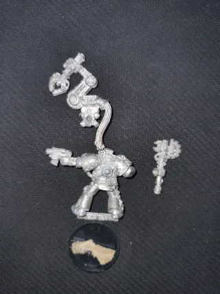 Warhammer 40k space marine Techmarine