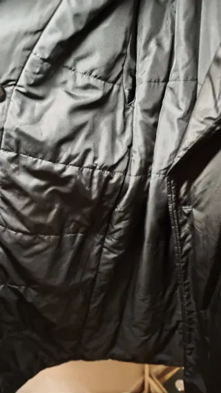 Abrigo largo con relleno de Zara negro