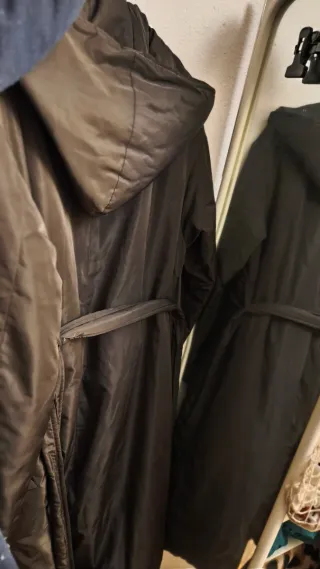 Abrigo largo con relleno de Zara negro