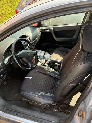 Opel Astra 2000