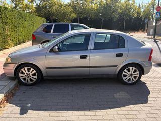 Opel Astra 2000