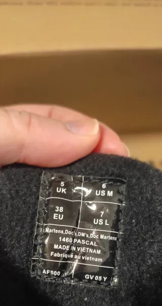 Dr. Martens 1460 Pascal Valor WP Botines 38 UNISEX