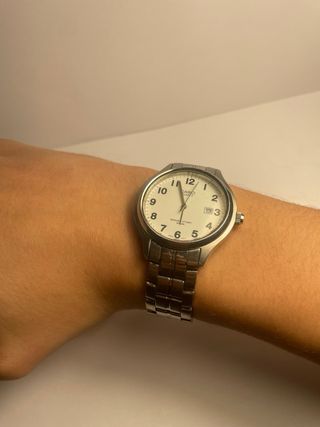 Reloj Casio Elegante Plata y Blanco