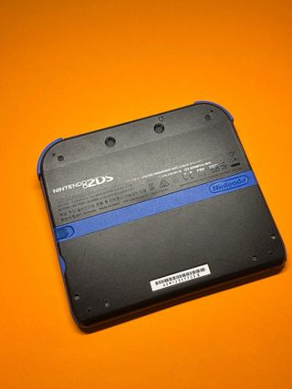 Nintendo 2DS Edición Especial Mario Bros. 2