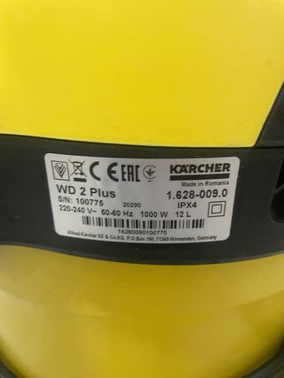 Aspiradora Karcher WD 2 PLUS