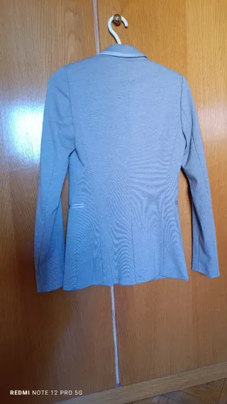 Chaqueta gris