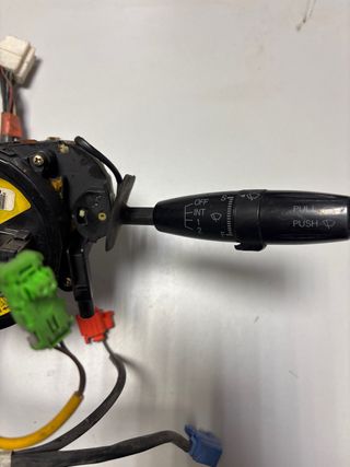 Mando Multifunción Kia Carens