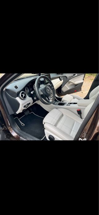 Mercedes-Benz GLA 2016