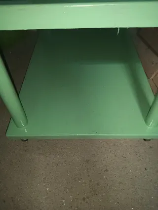 Mesa centro madera 39x45x69 buen estado ver leer