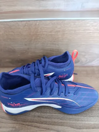 Scarpe da calcio indoor Puma per bambini senza scatola