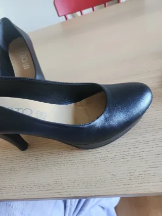 Zapatos de tacón negros Porto