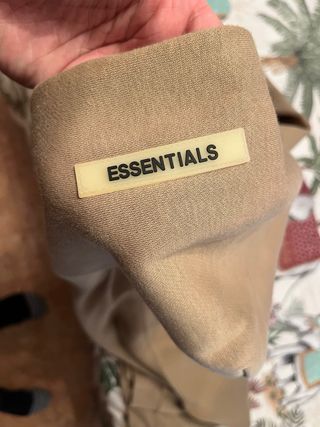 Sudadera Essentials Marrón