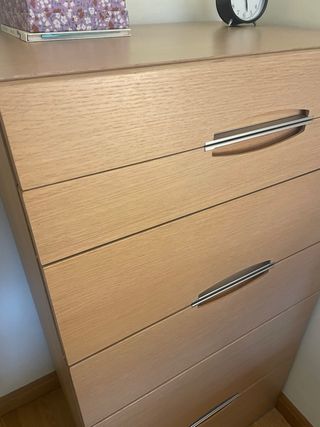 Cómoda de madera con 6 cajones