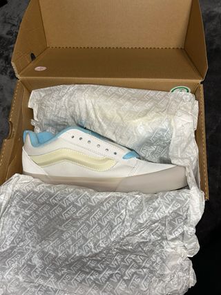 Zapatos Vans Knu Skool