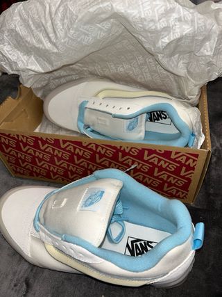 Zapatos Vans Knu Skool