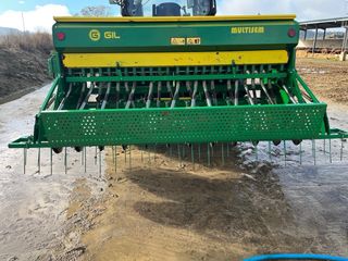 Sembradora con rotativa