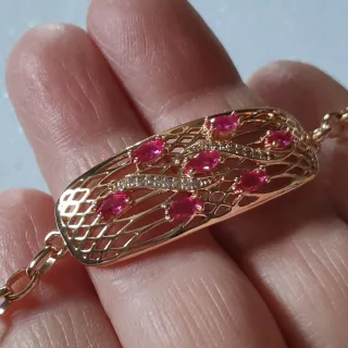 Bracciale vintage oro rosa con pietre rosa
