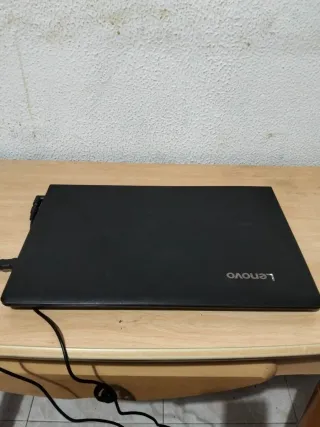 Portátil Lenovo Negro