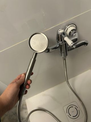 Mueble lavabo, espejo, bidet y grifería