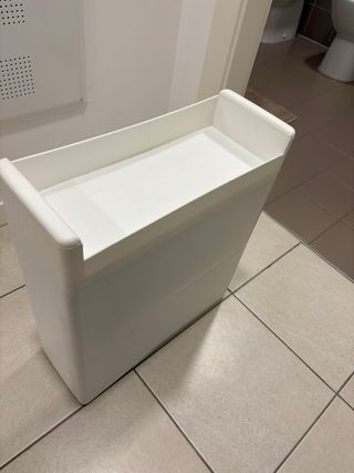 Mobiletto bianco con doppio cassetto