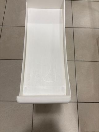 Mobiletto bianco con doppio cassetto