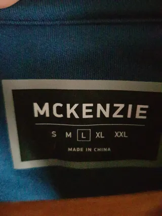 Chaqueta McKenzie azul y blanca