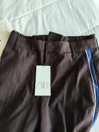 Pantalón Zara rayas azul y marrón