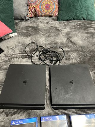 2 PS4 (PlayStation 4) + 3 Juegos Dark Souls