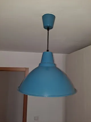 Lámpara de techo azul Ikea