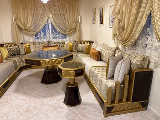 Sofás camas salón marroquí