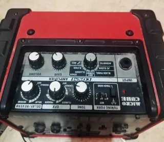 Amplificador Roland Micro Cube Rojo