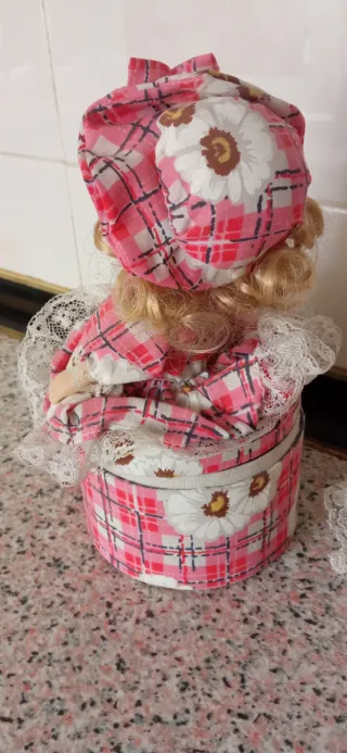 Due bambole vintage in porcellana