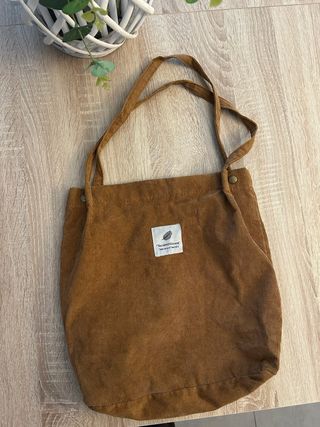 Bolso de pana marrón