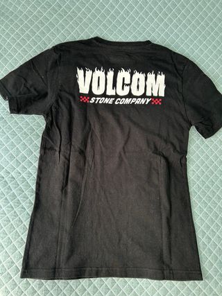 T-shirt preta Volcom 12 anos