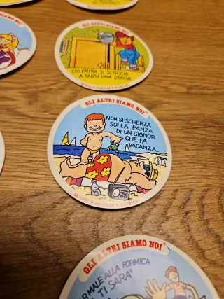 Adesivi vintage Gli altri siamo noi