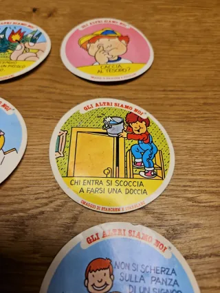 Adesivi vintage Gli altri siamo noi