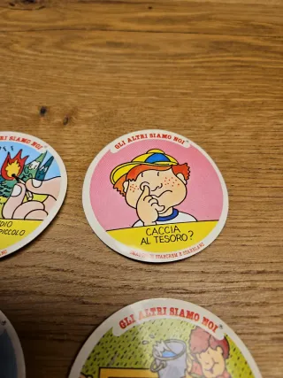 Adesivi vintage Gli altri siamo noi