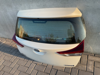 Porton Toyota Auris 2012-2018