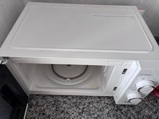 Microondas Orbegozo Blanco